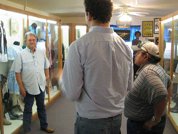 images/darrell012.jpg#joomlaImage://local-images/darrell012.jpg?width=740&height=558